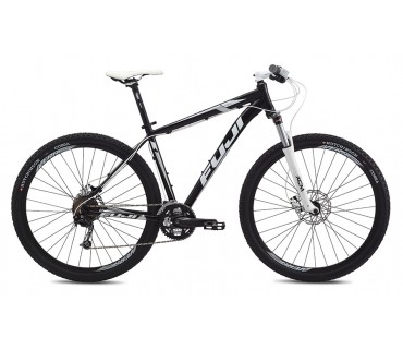 Fuji Nevada 29 1.3 D (2014)